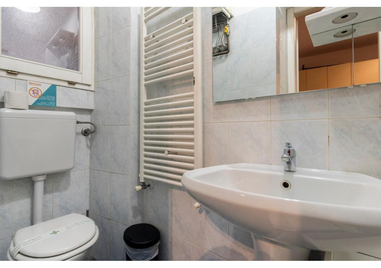 Stayeasy Moscova Studio - Brera & Downtown Walking Milan Bagian luar foto